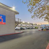 Motel 6 Hayward, CA – Silicon Valley Gateway