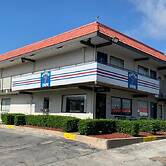 Super 7 Inn Dallas Southwest