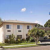 Days Inn by Wyndham Oceanside