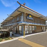 Days Inn by Wyndham Lost Hills