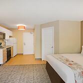 MainStay Suites Detroit Auburn Hills