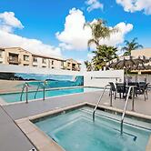 Best Western Los Alamitos Inn & Suites