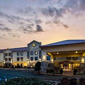 La Quinta Inn & Suites by Wyndham LaGrange / I-85
