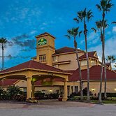 La Quinta Inn & Suites by Wyndham Orlando Airport