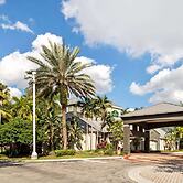 La Quinta Inn & Suites by Wyndham Ft. Lauderdale Plantation
