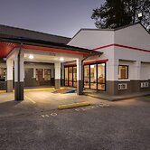 Super 8 by Wyndham Gadsden AL