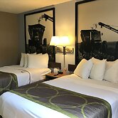 Super 8 by Wyndham Omaha/West Dodge