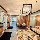 Blaine Town Inn & Suites