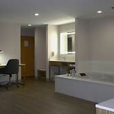 Baymont Inn & Suites by Wyndham San Marcos Outlet Malls