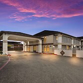 SureStay Hotel by Best Western Deer Park
