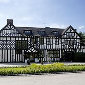 The Manor Elstree