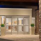 Cross Creek Inn & Suites