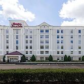 Hampton Inn & Suites Raleigh Cary Lenovo Center