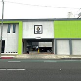 Deluxe Inn Hawthorne