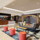 Embassy Suites by Hilton Orlando Airport