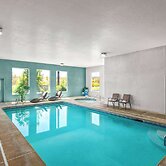 Super 8 by Wyndham Roseburg