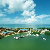 Tween Waters Island Resort & Spa