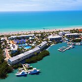 Tween Waters Island Resort & Spa