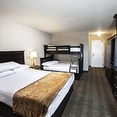 Skyline Hotel & Waterpark