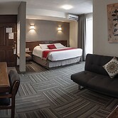 Ramada Plaza Leon