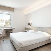 Hotel Carlo Felice