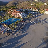 Los Angeles Locos - All Inclusive