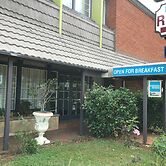 Town & Country Motel