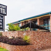 Crescent Motel