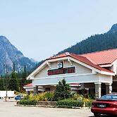 Summit Inn