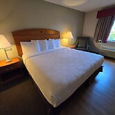 Fulton Hotel - Oswego Riverfront