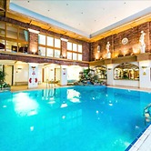 Parkway Hotel & Spa
