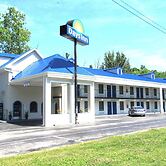 Days Inn by Wyndham Harriman