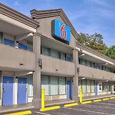 Motel 6 Morgantown, WV