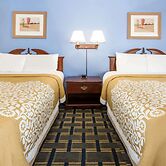 Days Inn by Wyndham Plymouth
