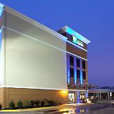 Holiday Inn Express Washington DC - BW Parkway by IHG
