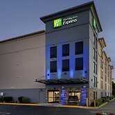 Holiday Inn Express Washington DC - BW Parkway by IHG