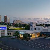Wyndham Riverfront Little Rock