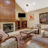 Travelodge by Wyndham Iowa City