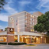 DoubleTree by Hilton Madison Downtown