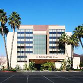DoubleTree by Hilton Fresno Convention Center