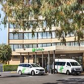 Holiday Inn Melbourne Airport by IHG
