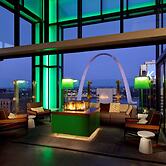 Hilton St. Louis at the Ballpark