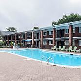 Rodeway Inn & Suites Williamsburg Central