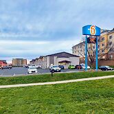 Motel 6 Cedar Rapids, IA - Airport