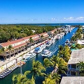 Waterside Suites & Marina