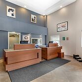 Quality Suites Whitby