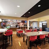 Courtyard by Marriott Dallas-Fort Worth/Bedford