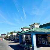 Days Inn by Wyndham Greenville