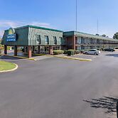 Days Inn by Wyndham Seneca / Clemson Area
