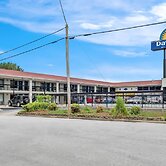 Days Inn by Wyndham Jacksonville NC